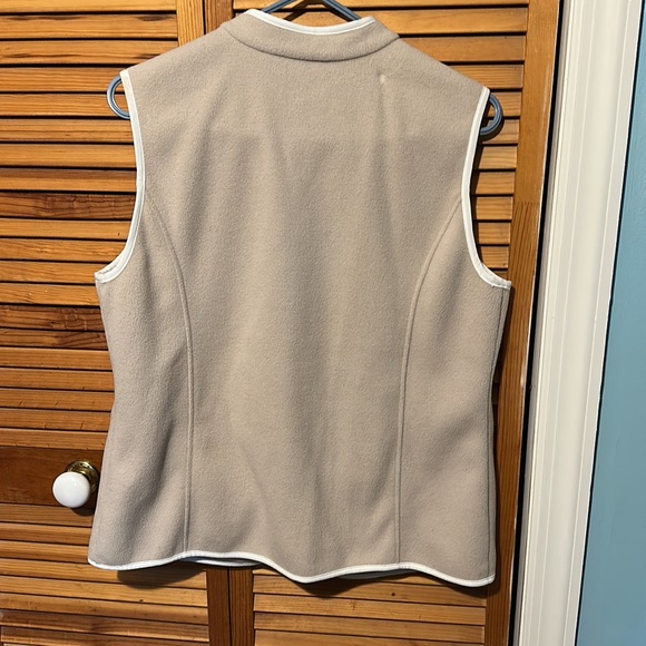 Susan Graver weekend size medium women’s Fleece vest - Picture 3 of 4